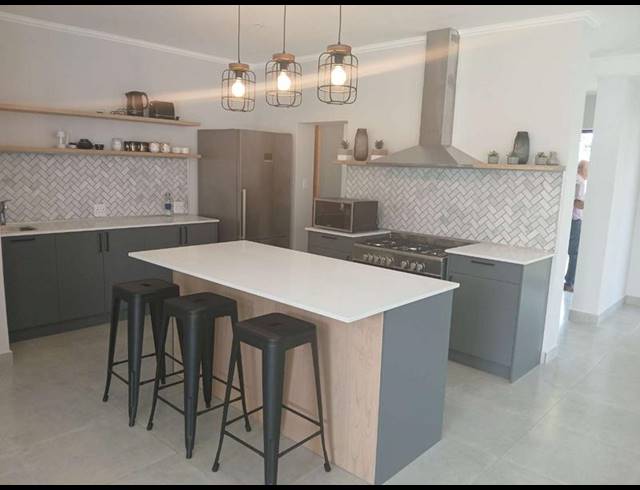 3 BEDROOM HOUSE FOR SALE IN STILBAAI-WES